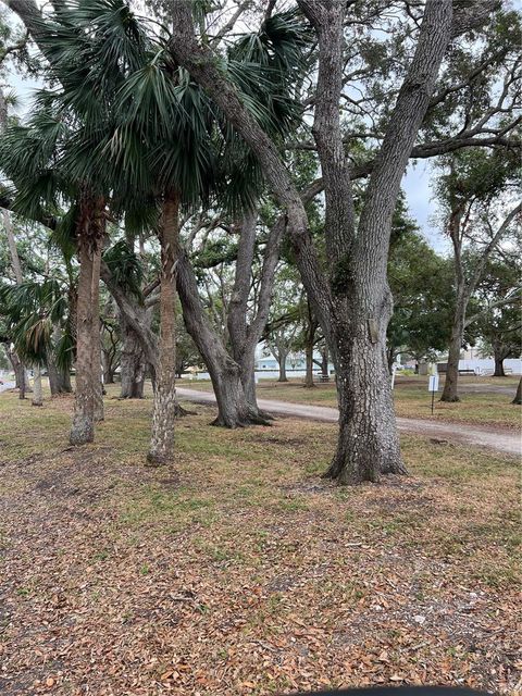 A home in ELLENTON