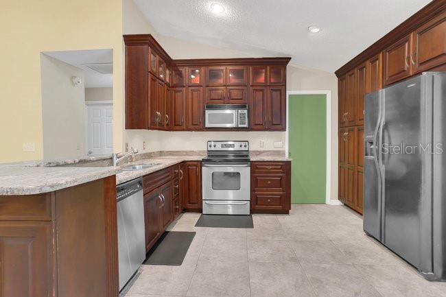 SILVER WOODS - Residential