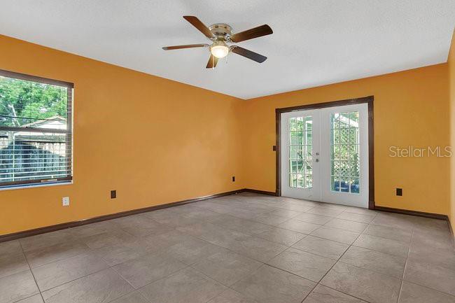 SILVER WOODS - Residential