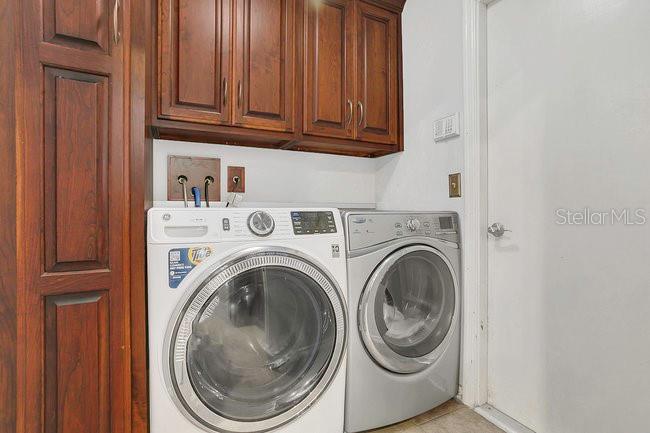 SILVER WOODS - Residential