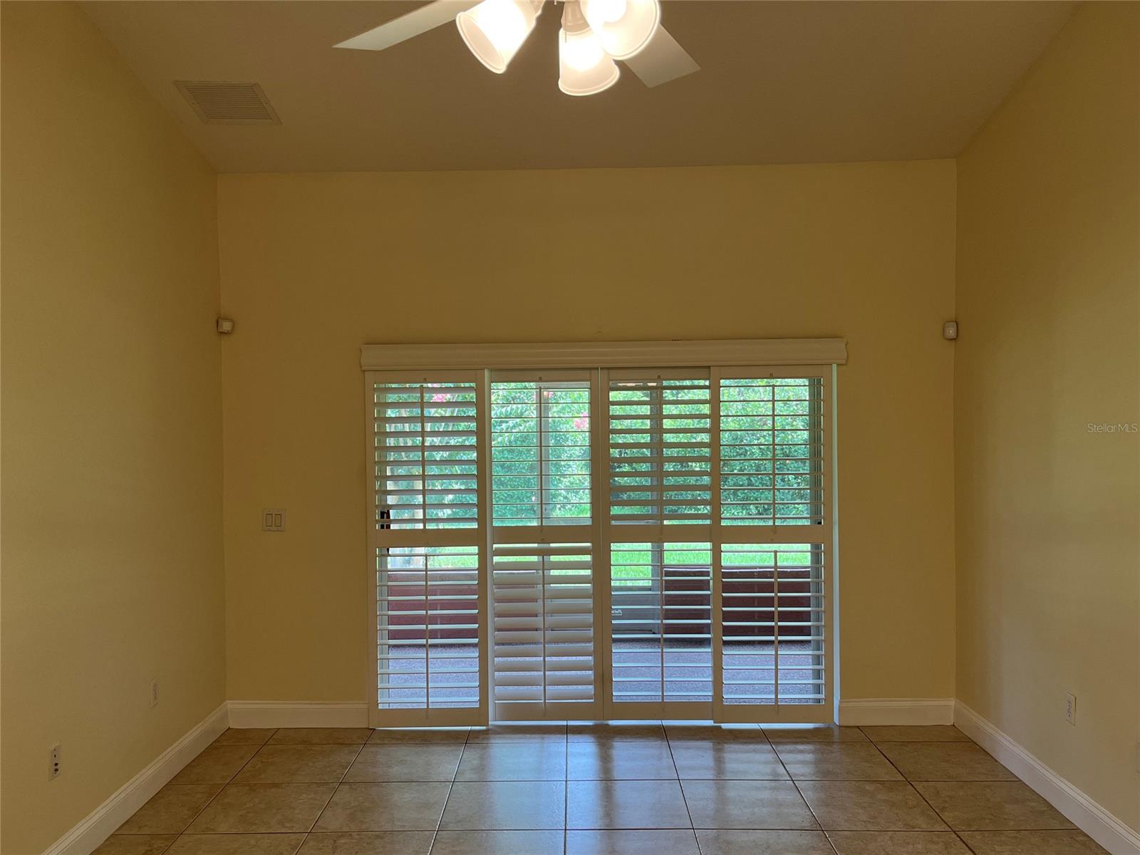 Royal Palm Pud Ph 02 - Residential Lease