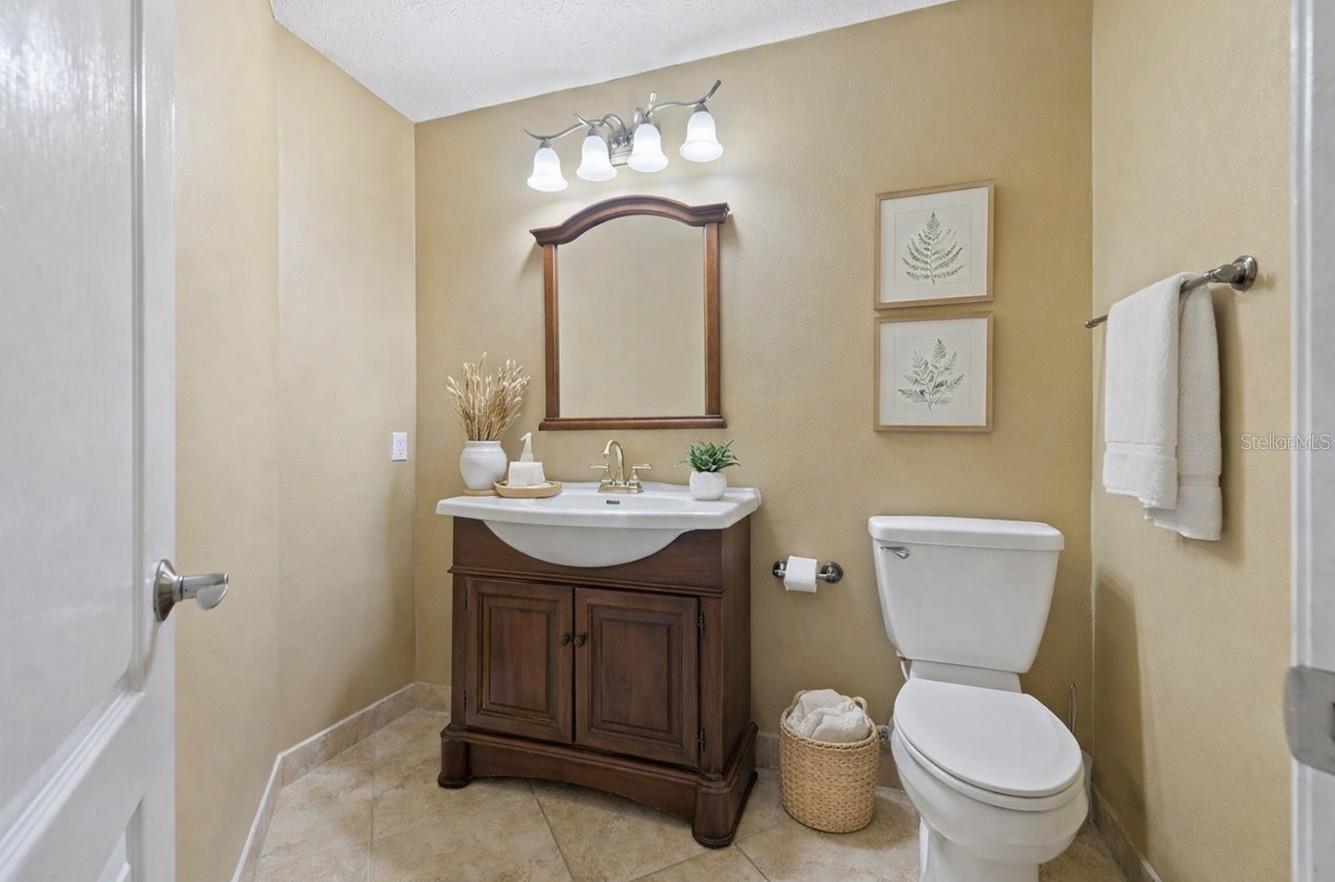 CHEVAL TENNIS VILLG CONDO 4 - Residential