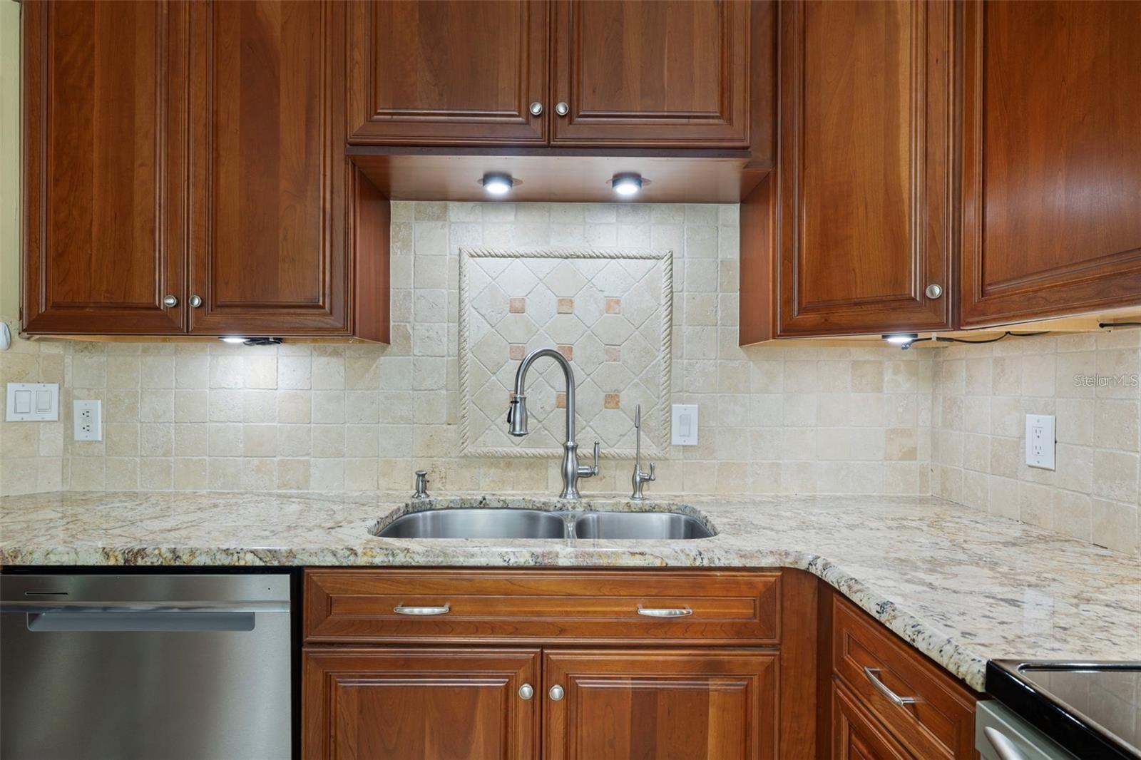 CHEVAL TENNIS VILLG CONDO 4 - Residential