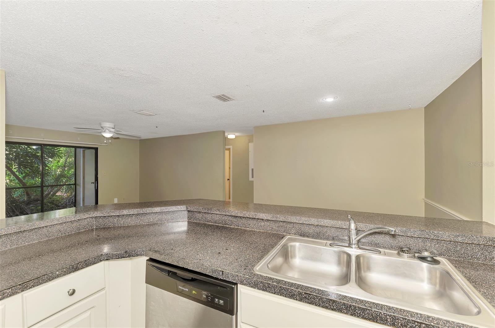 VINTAGE GRAND - Residential