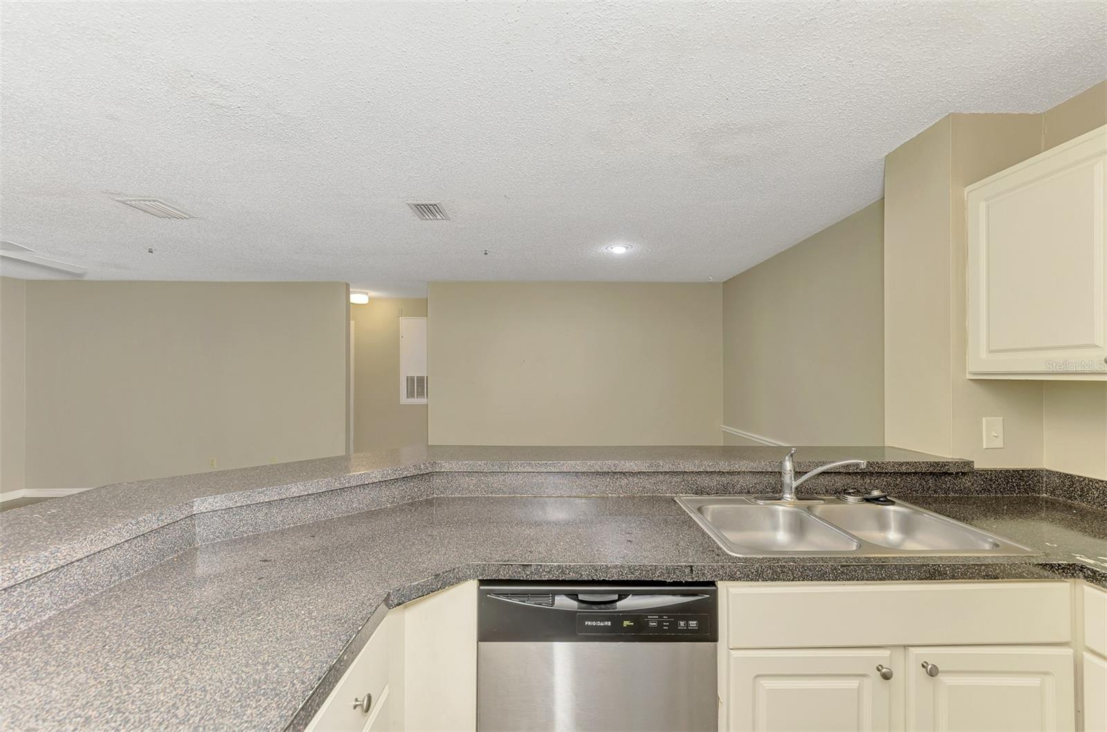 VINTAGE GRAND - Residential