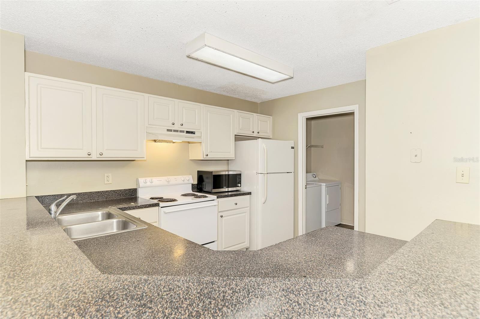 VINTAGE GRAND - Residential