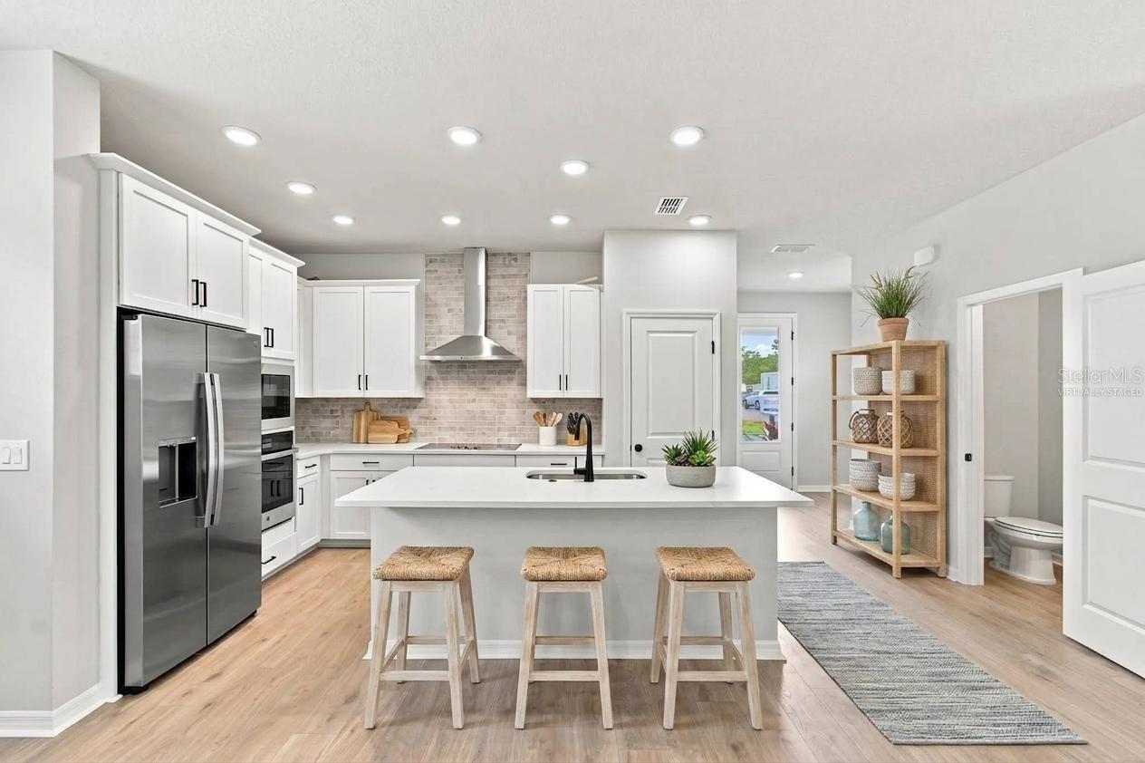 5617 WHITE IBIS POINT