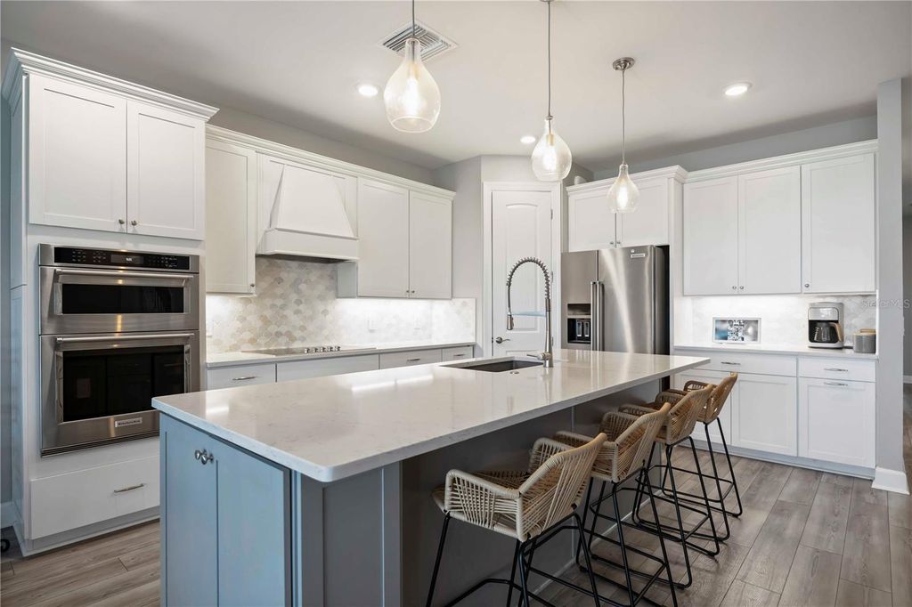Photo of 16418 Slate Place, Lakewood Ranch, FL 34211 (MLS # A4657275)