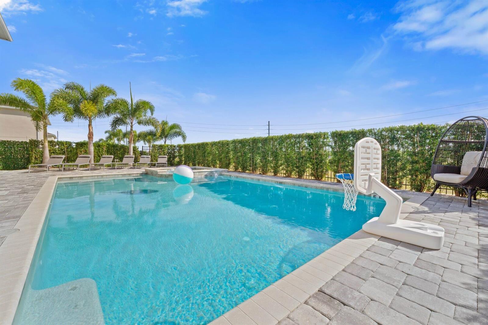 REUNION WEST PH 4 - Residential