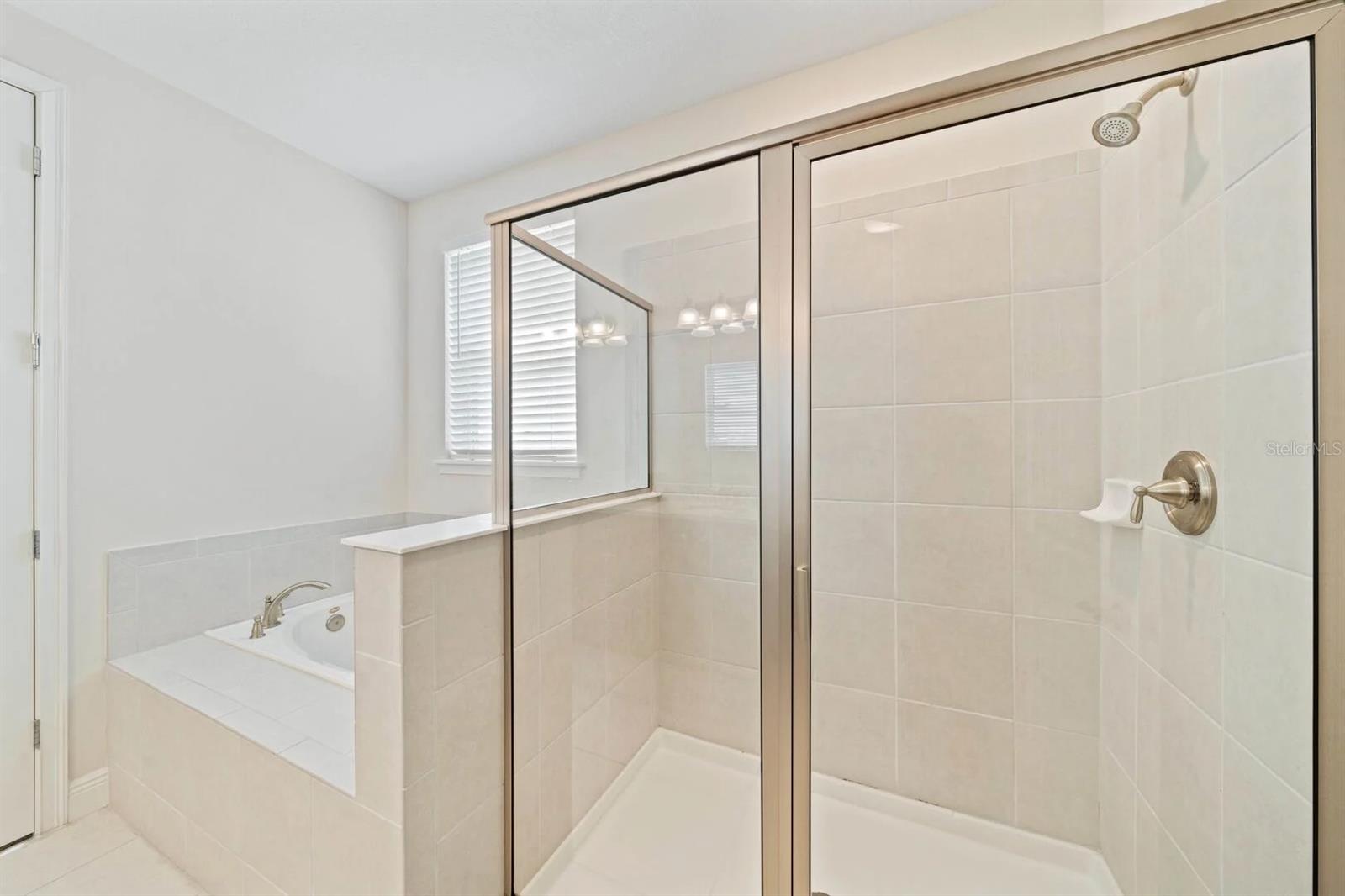 REUNION WEST PH 4 - Residential