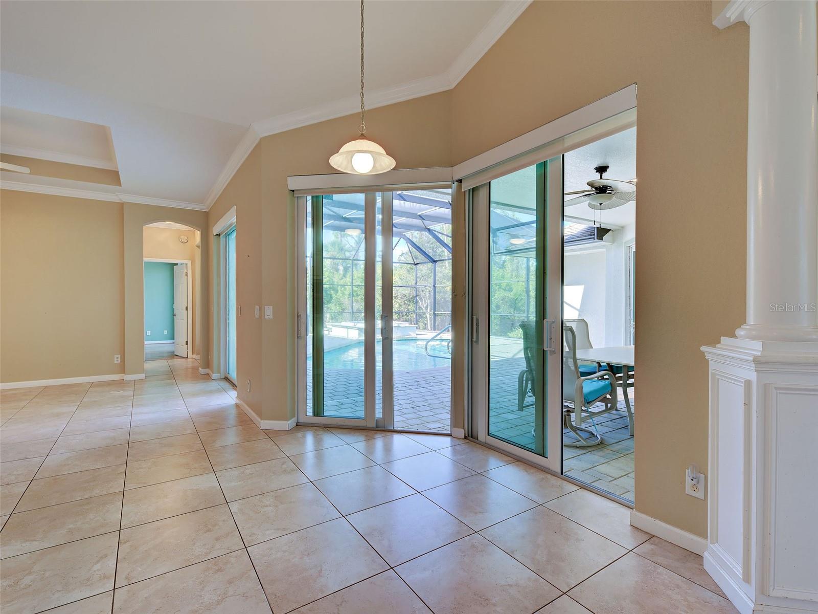 ROTONDA WEST-PINE VLY - Residential