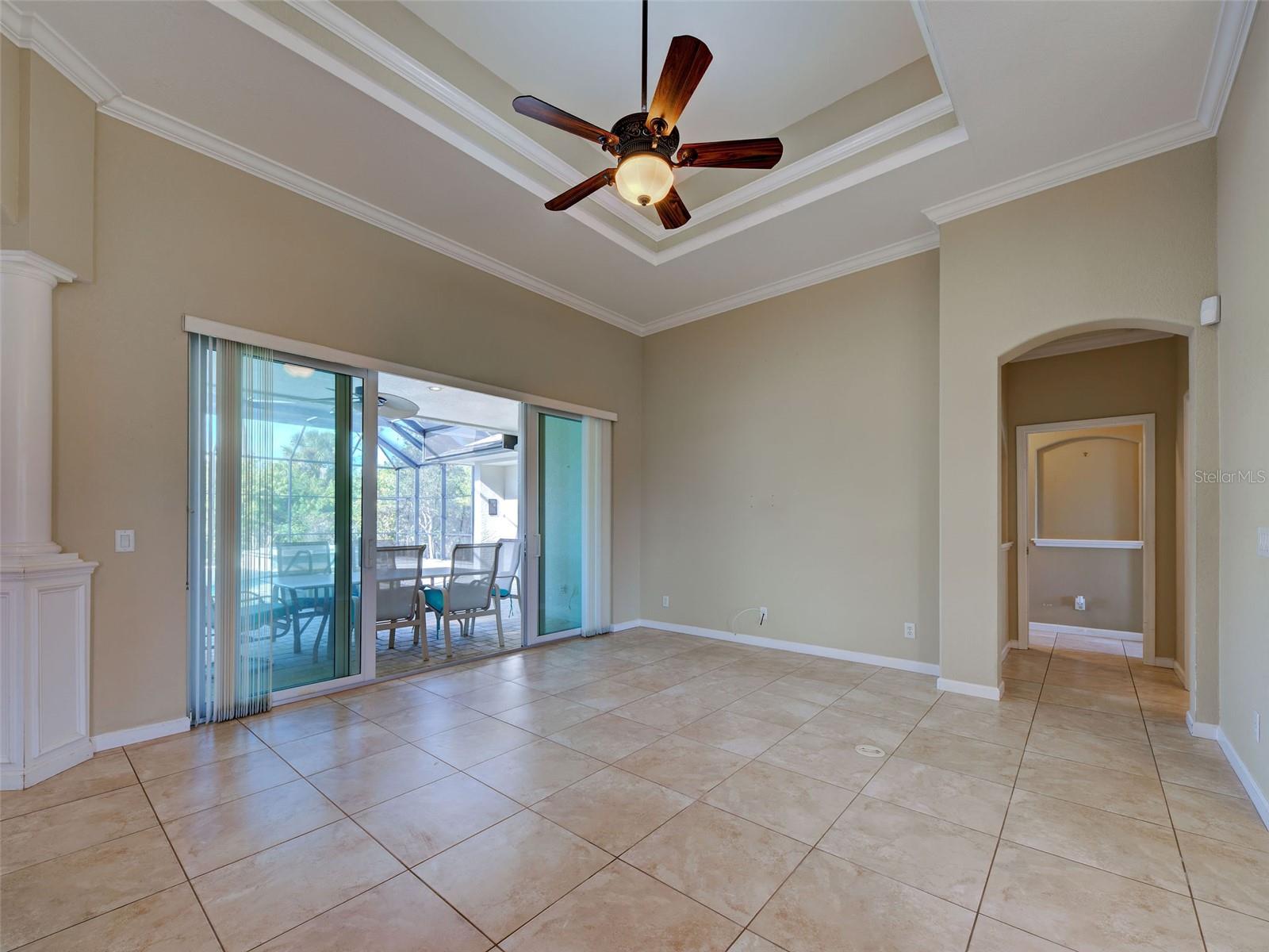 ROTONDA WEST-PINE VLY - Residential