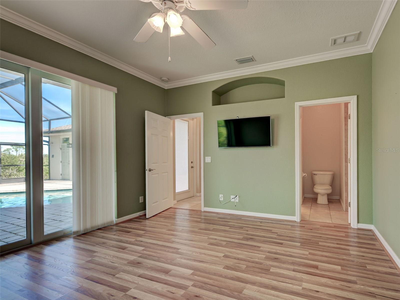 ROTONDA WEST-PINE VLY - Residential