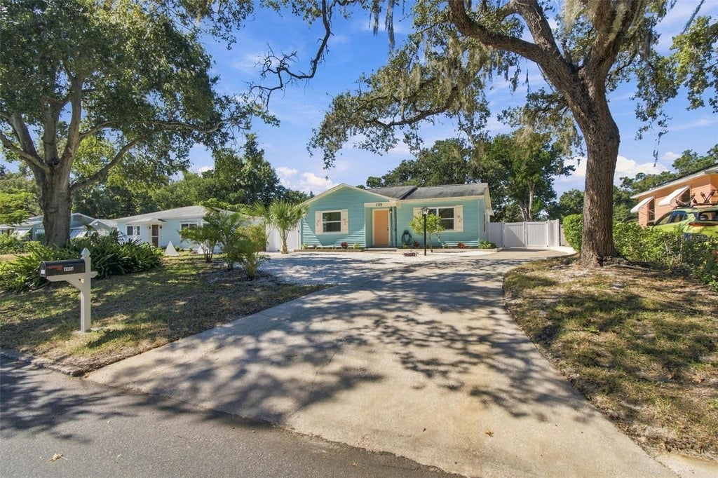 Photo of 1119 63rd Street S, Gulfport, FL 33707 (MLS # TB8560761)