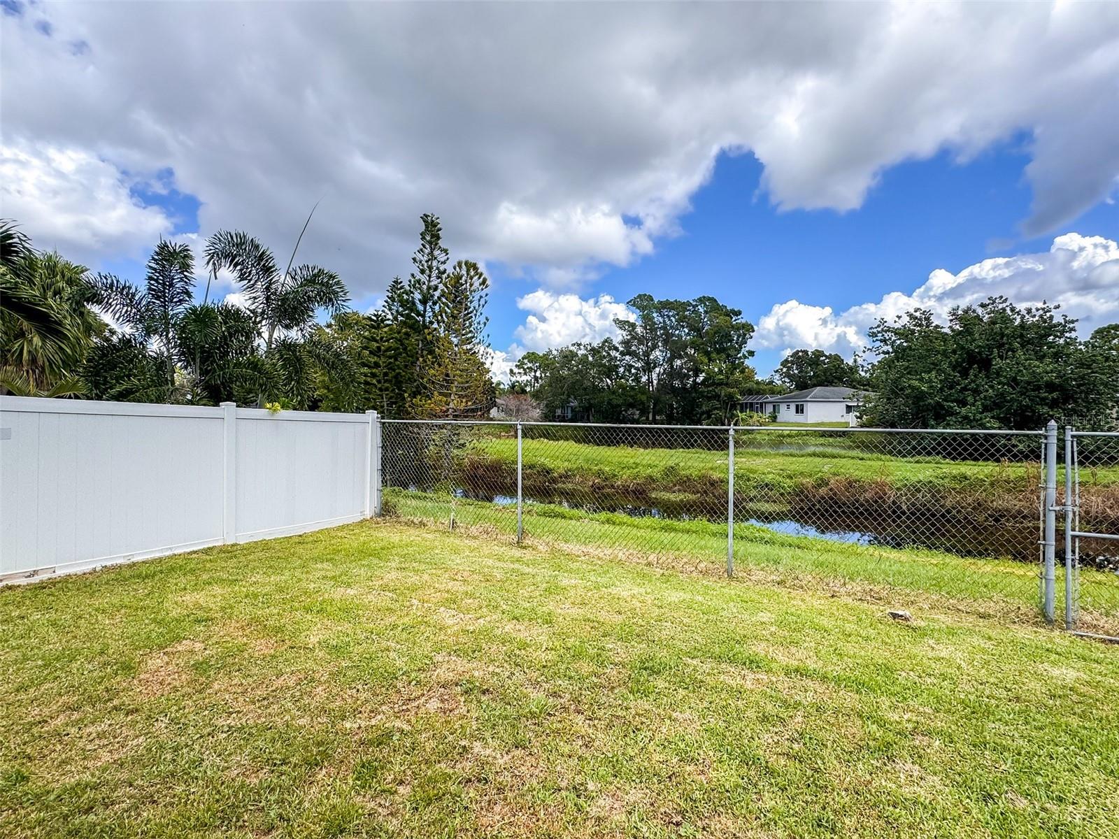 PINEBROOK ESTATES - Residential