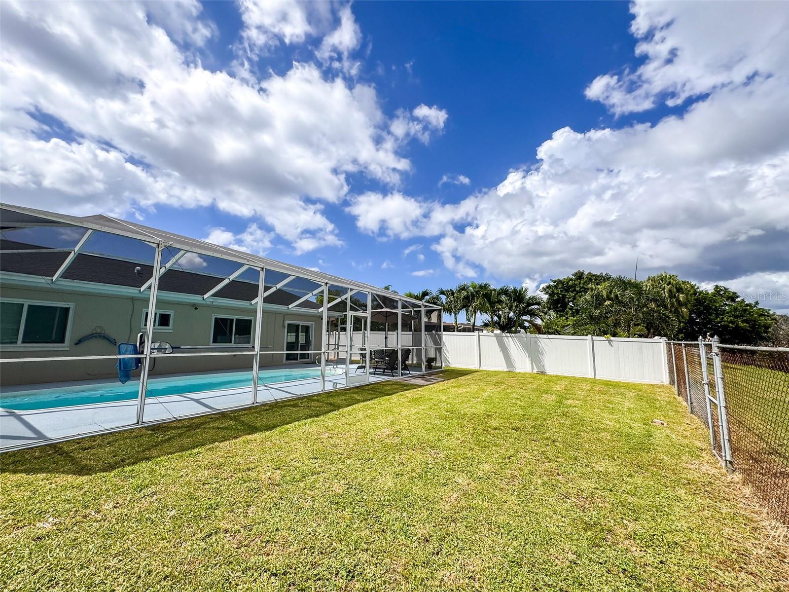 PINEBROOK ESTATES - Residential