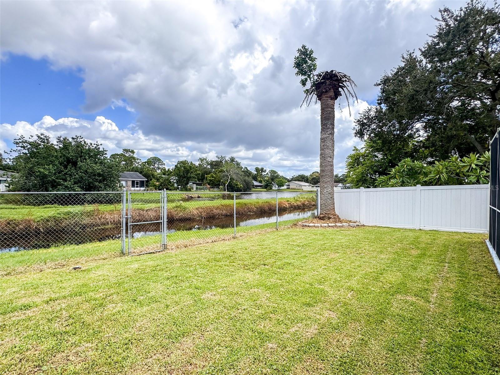 PINEBROOK ESTATES - Residential