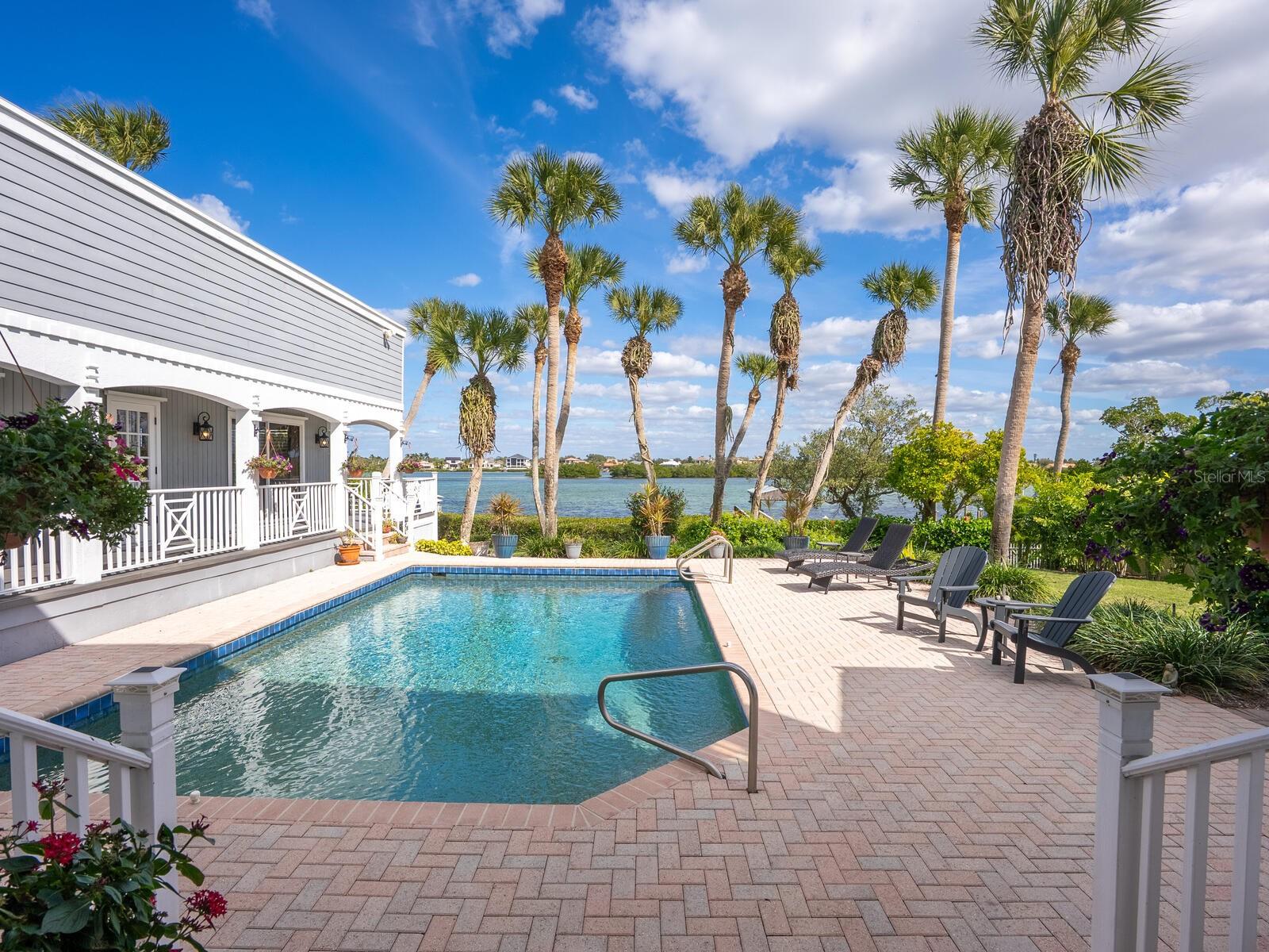 CASEY KEY - Residential