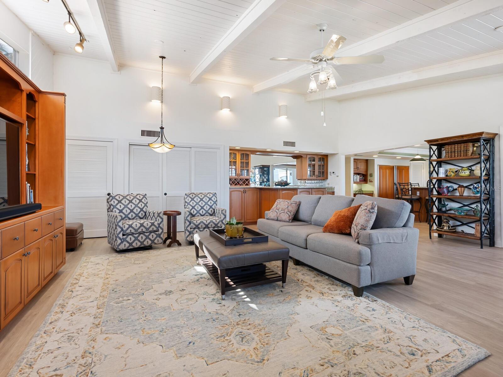 CASEY KEY - Residential