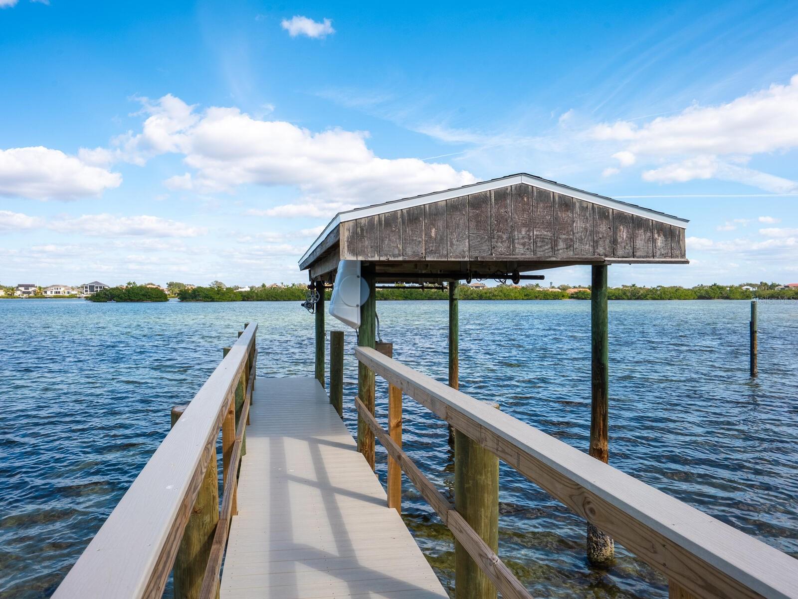 CASEY KEY - Residential