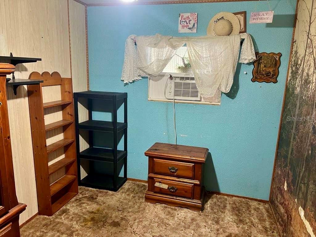 ACREAGE - Residential