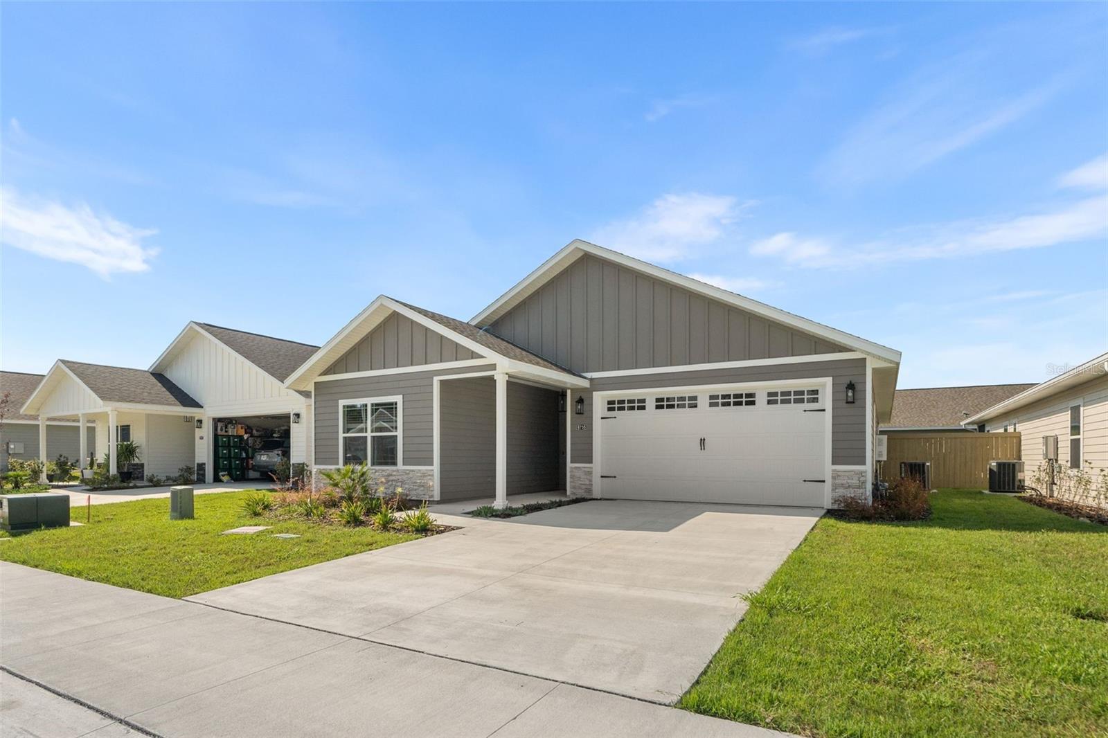 6735 SW 10TH LANE