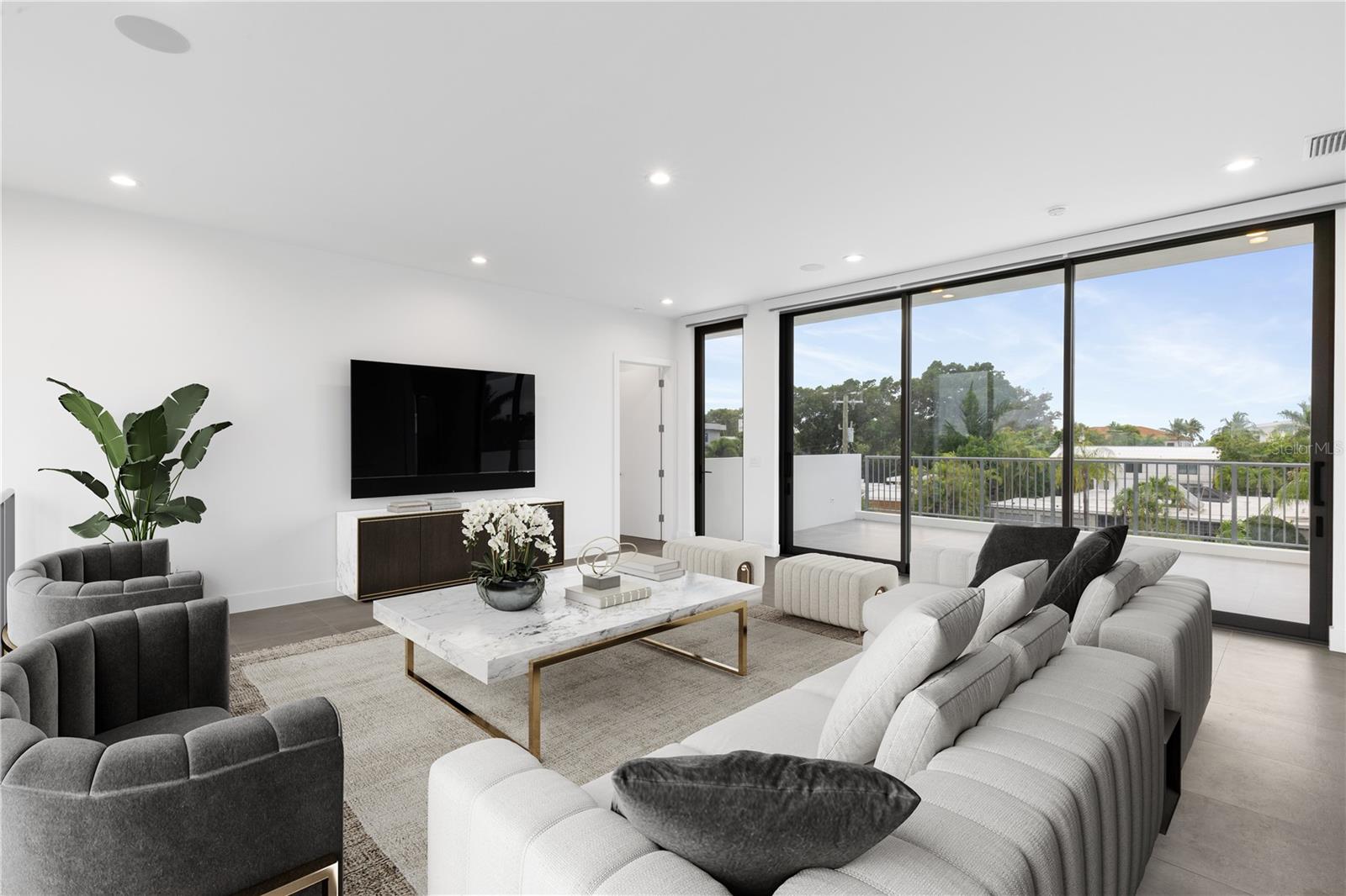 LIDO C - Residential