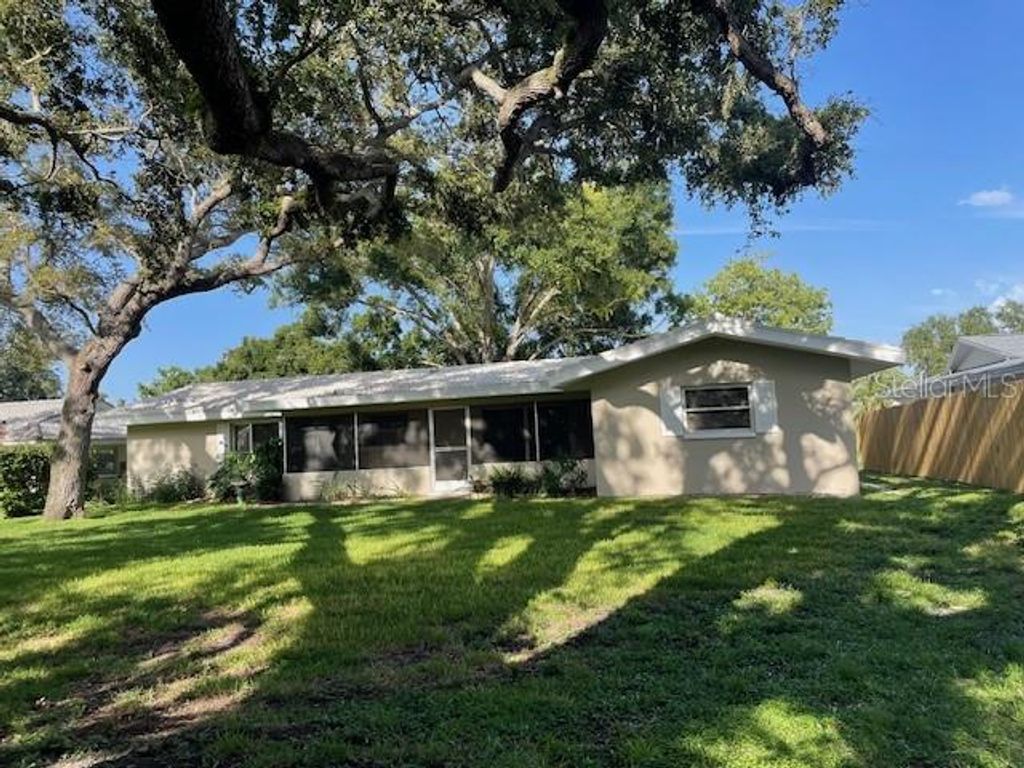 Photo of 1658 Mckay Court, Dunedin, FL 34698 (MLS # TB8413375)