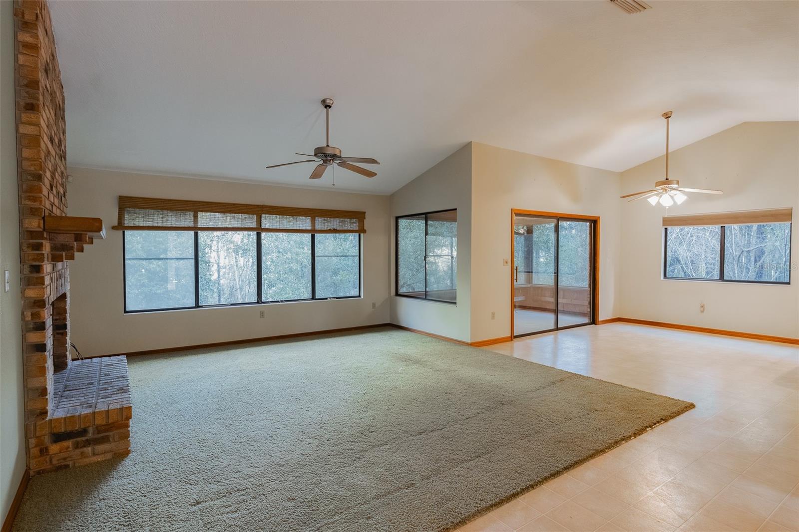 1325 S SPRING GARDEN AVENUE