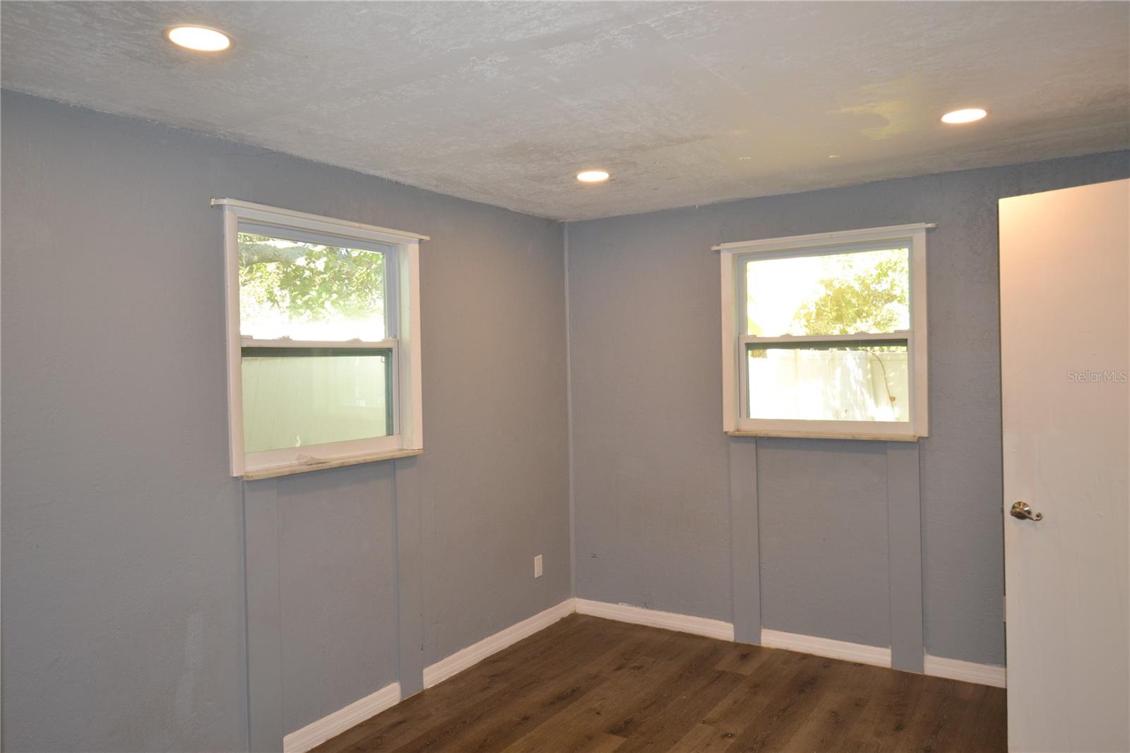 SOUTHERN COMFORT HOMES UNIT 1-A - Residential Lease