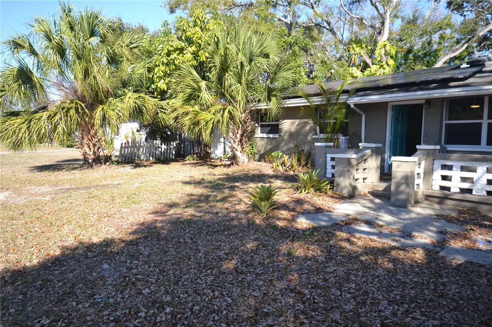 SOUTHERN COMFORT HOMES UNIT 1-A - Residential Lease