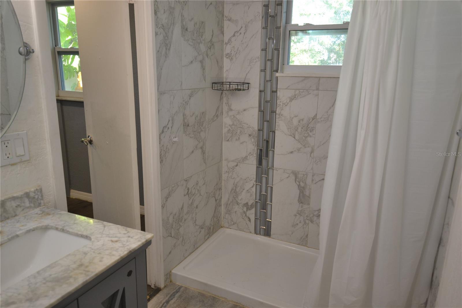 SOUTHERN COMFORT HOMES UNIT 1-A - Residential Lease