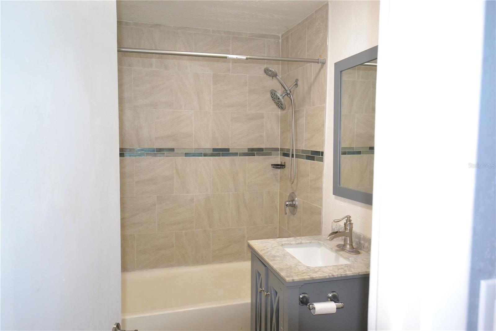 SOUTHERN COMFORT HOMES UNIT 1-A - Residential Lease