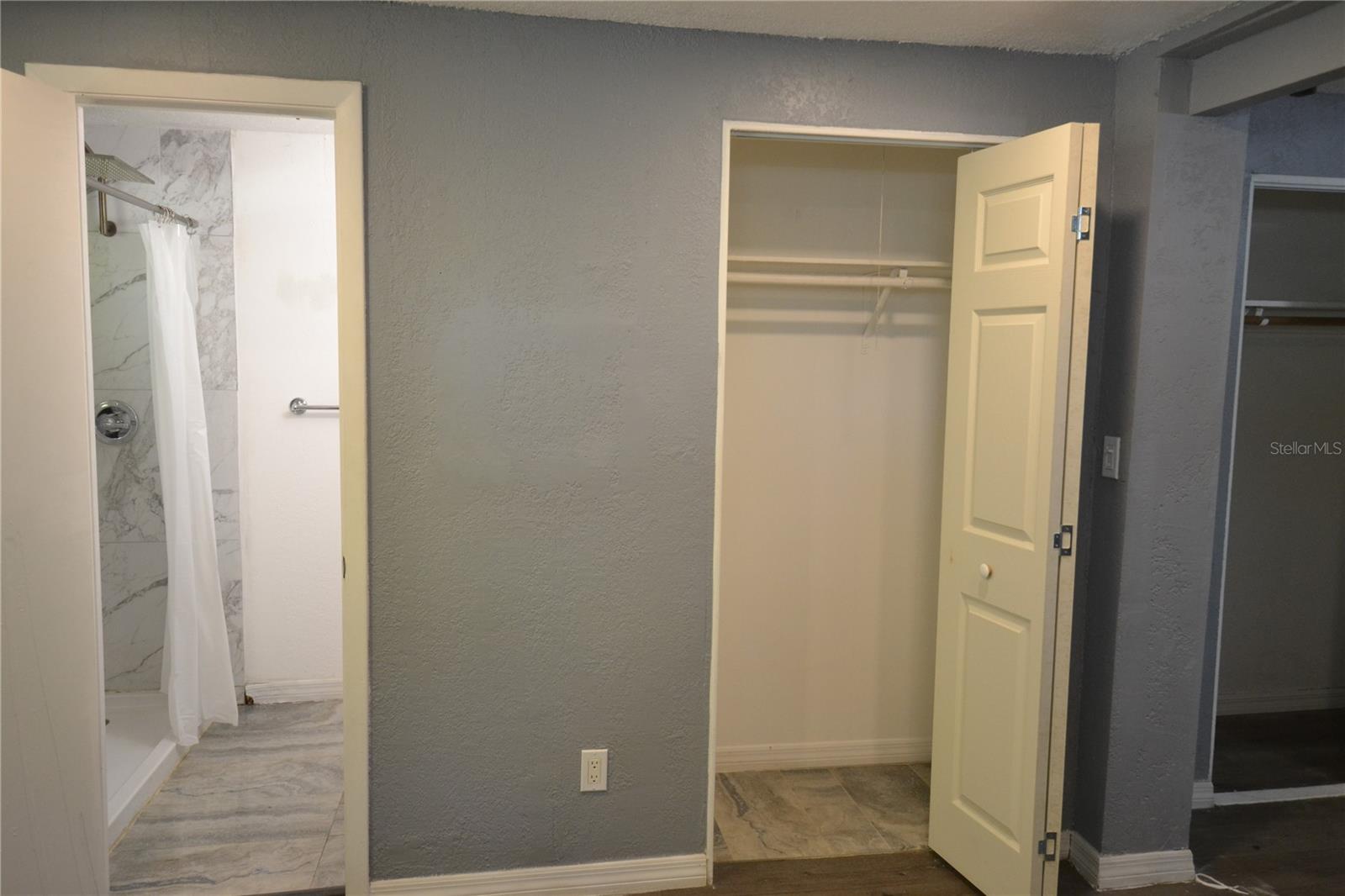 SOUTHERN COMFORT HOMES UNIT 1-A - Residential Lease