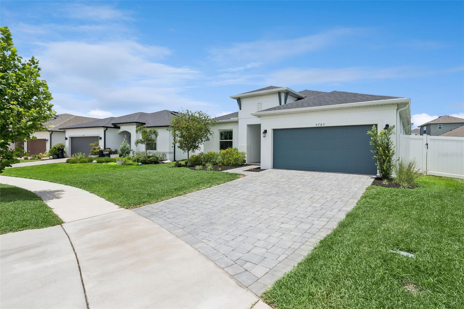5785 WALLIS LANE