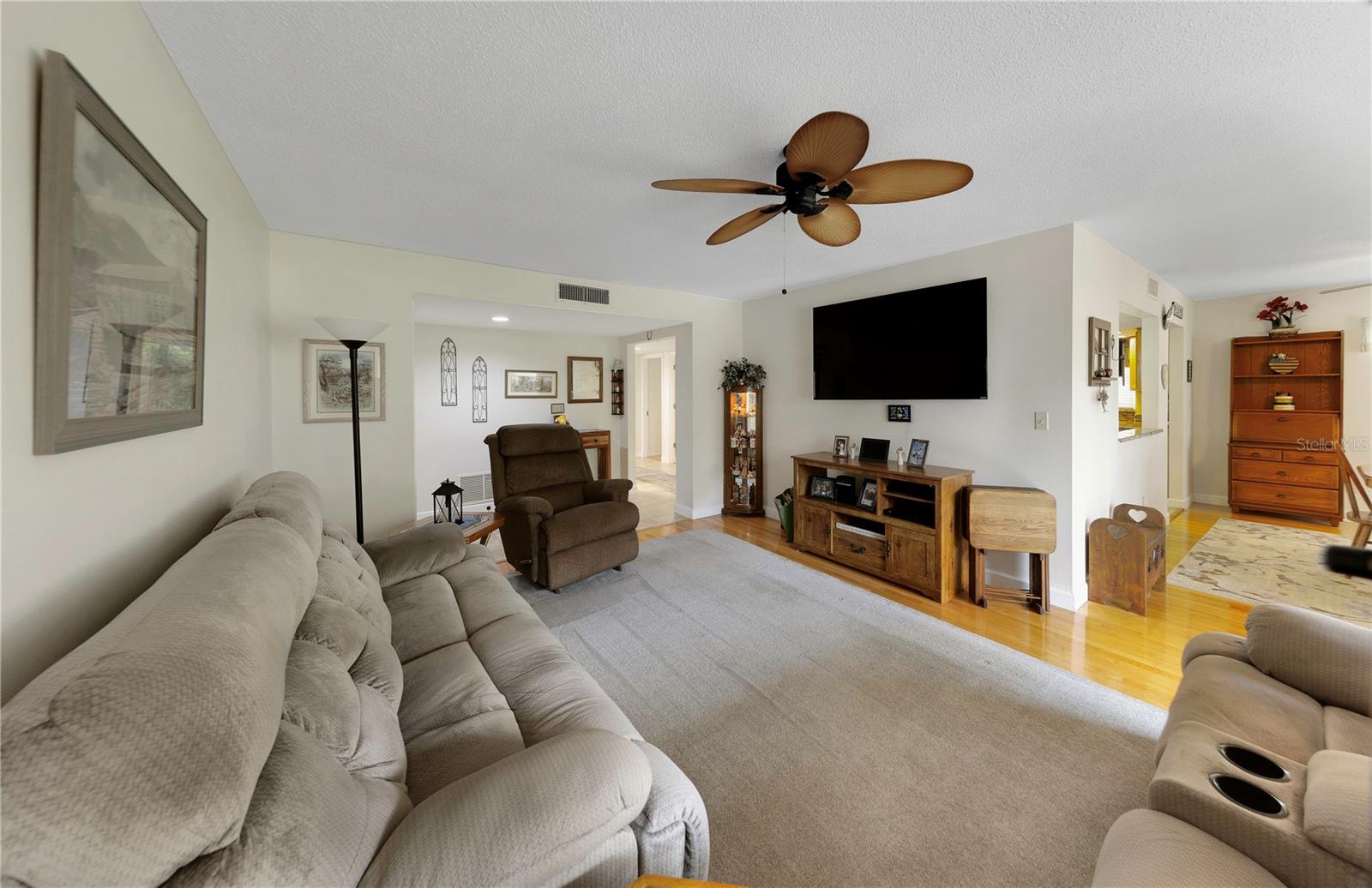 BRYNNWOOD CONDO 1 - Residential