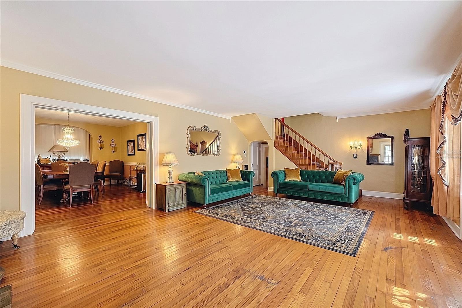 800 W LAKE ELBERT DRIVE NE