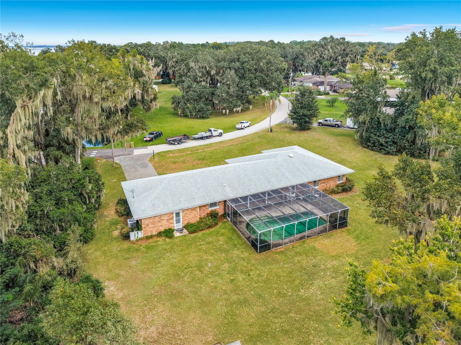 8038 SPRING DRIVE