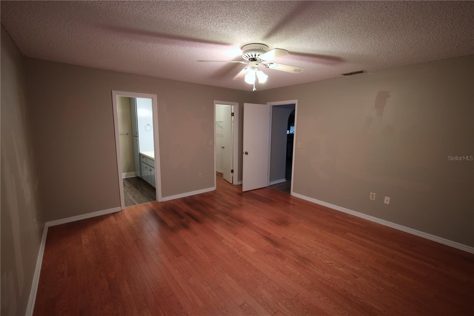 SPRUCE CREEK SOUTH - Residential