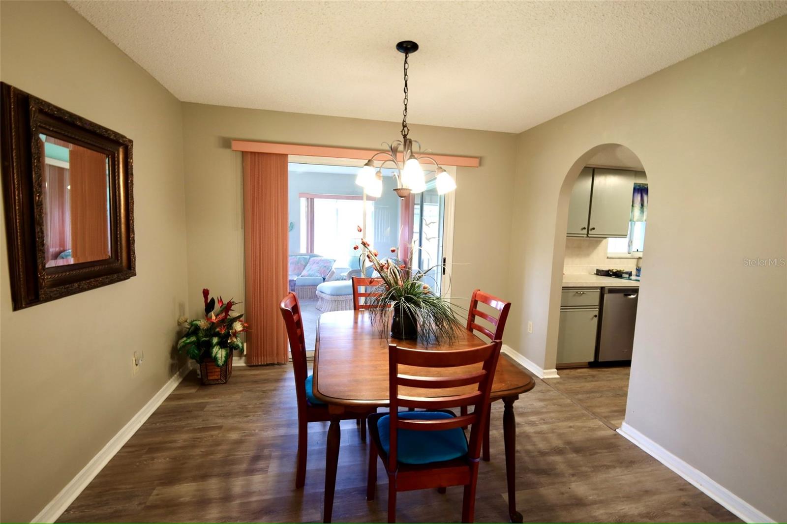 SPRUCE CRK SOUTH 02 - Residential