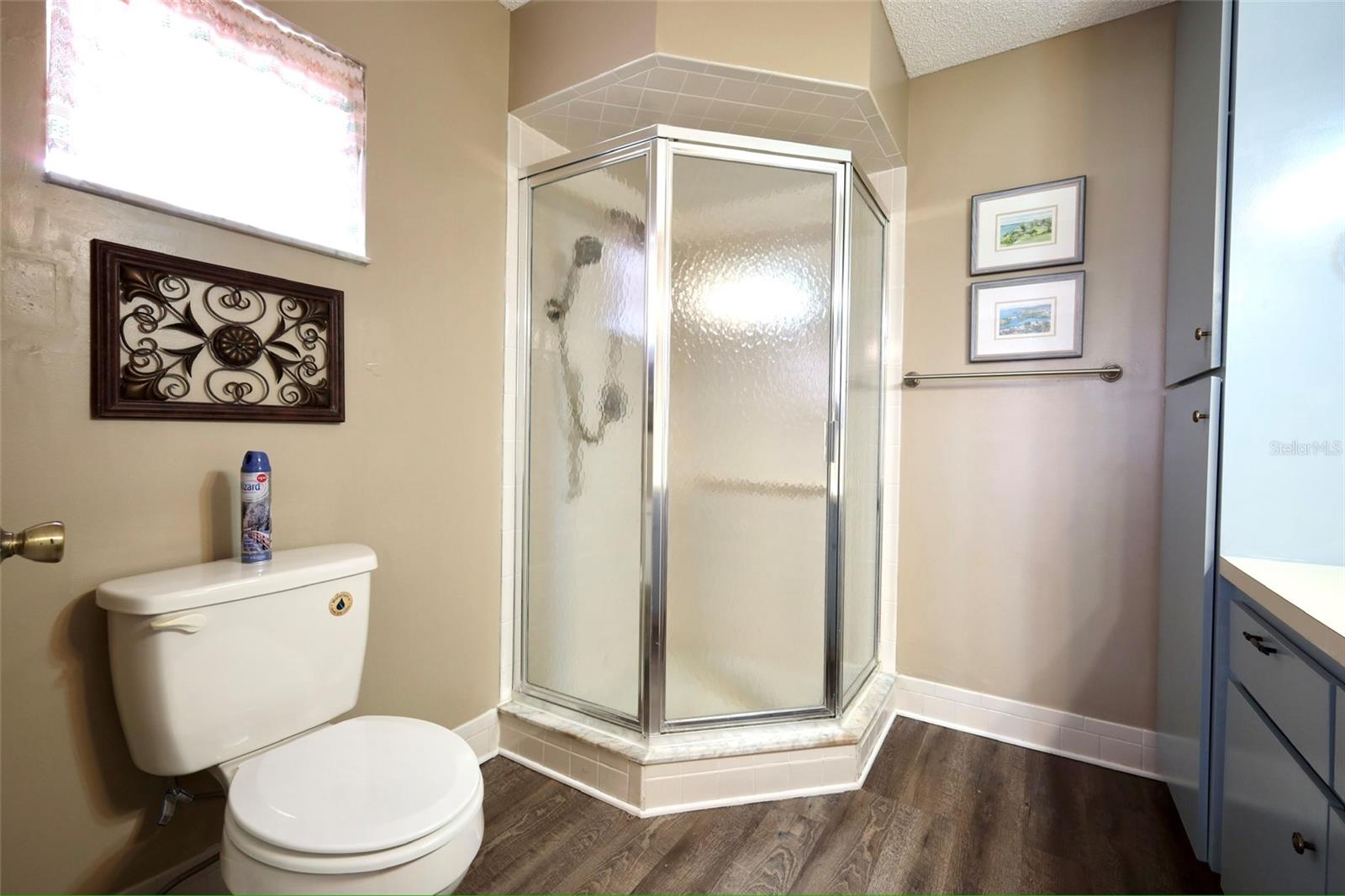 SPRUCE CRK SOUTH 02 - Residential