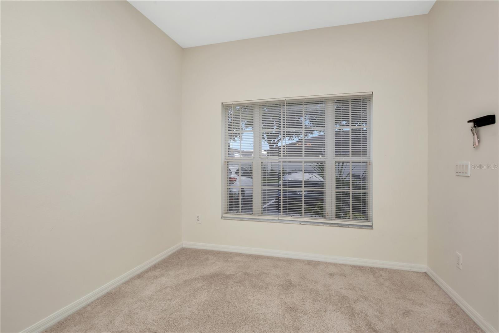 KINGS LAKE TWNHMS - Residential