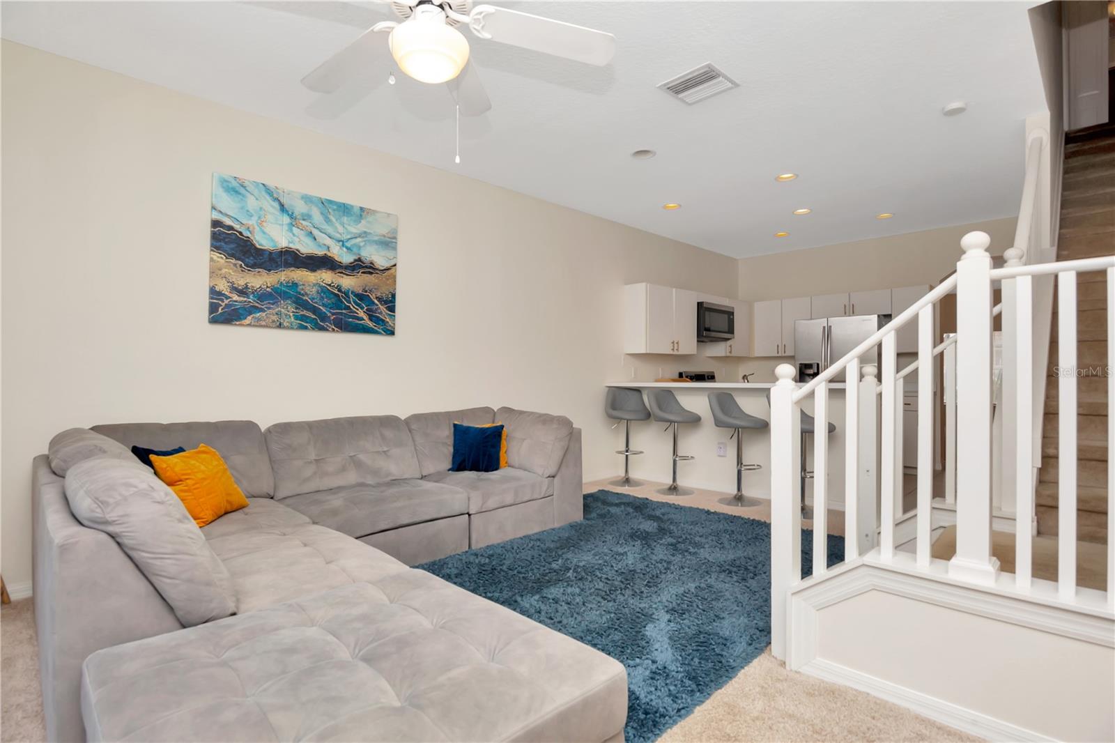 KINGS LAKE TWNHMS - Residential