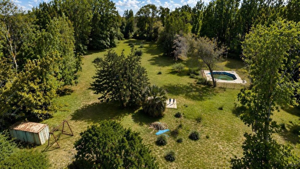 Photo of 8850 NW 160th Street, Fanning Springs, FL 32693 (MLS # A4690716)