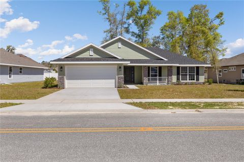 Photo of 151 SW Silver Palm Drive, Lake City, FL 32024 (MLS # GC526340) Photo of 151 SW Silver Palm Drive, Lake City, FL 32024 (MLS # GC526340)