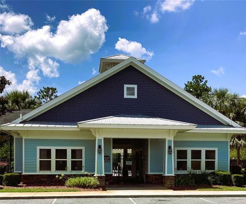 A home in LAKE CITY