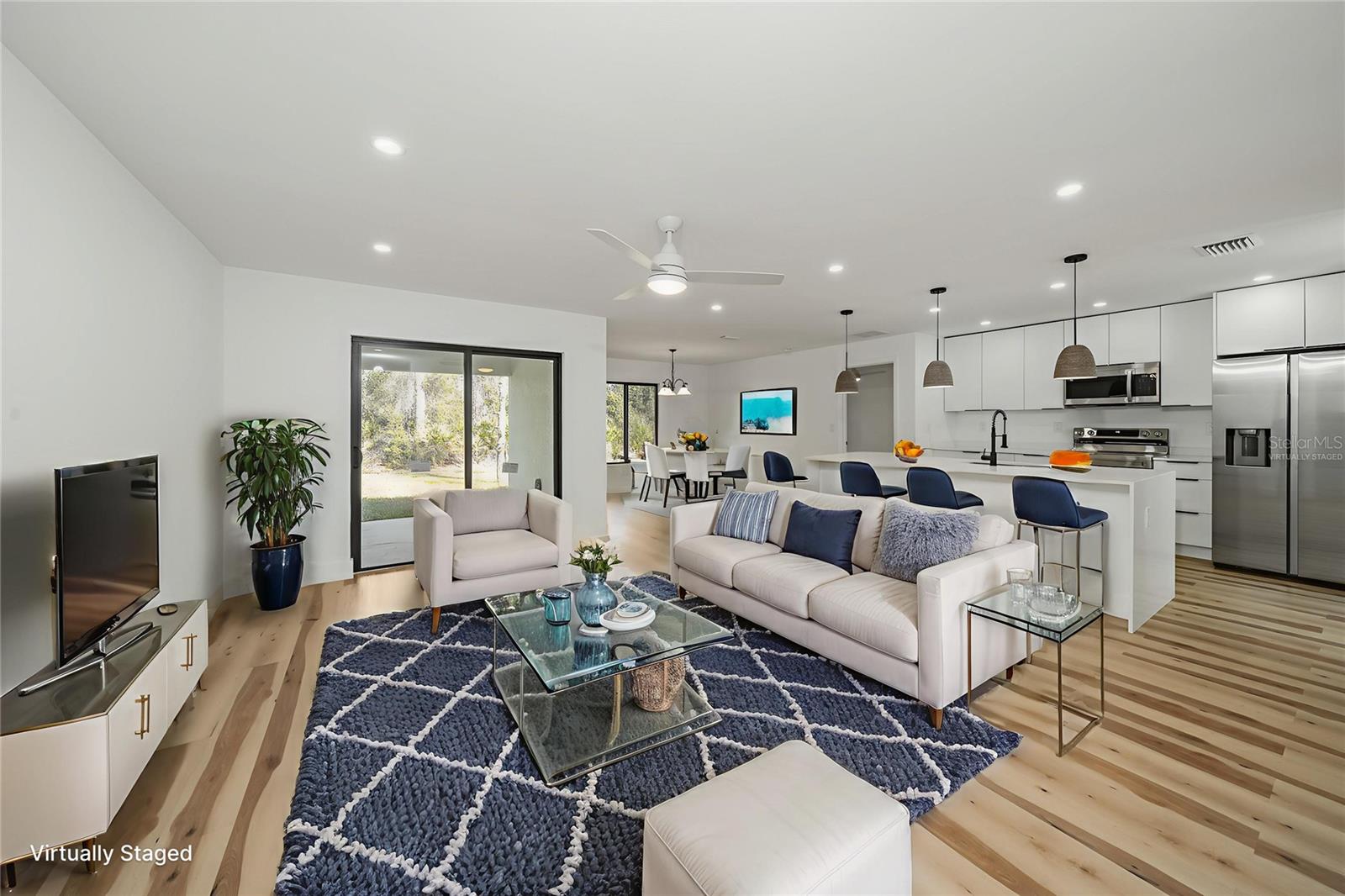 15460 CHAMBERLAIN BOULEVARD