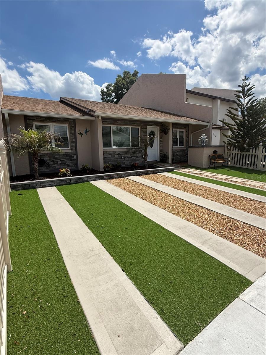 SKY LAKE SOUTH - Residential
