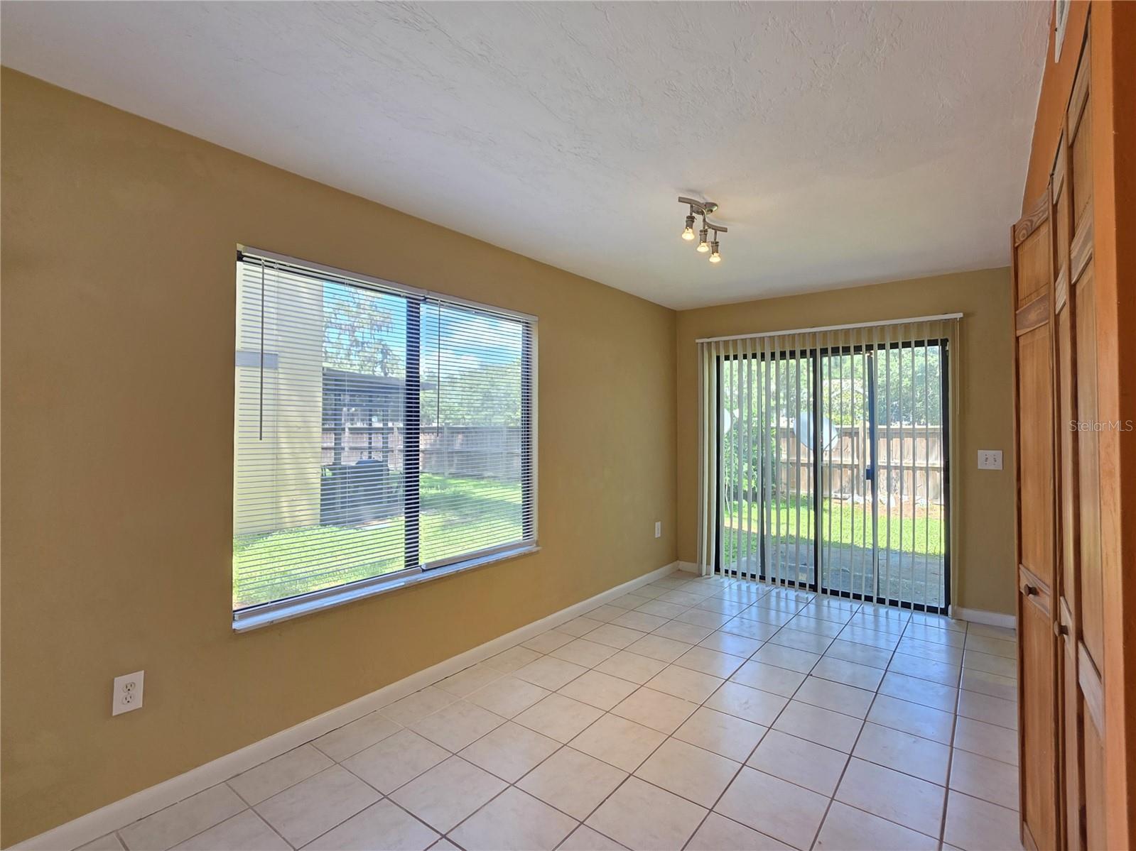 2300 SW 43RD ST M1
