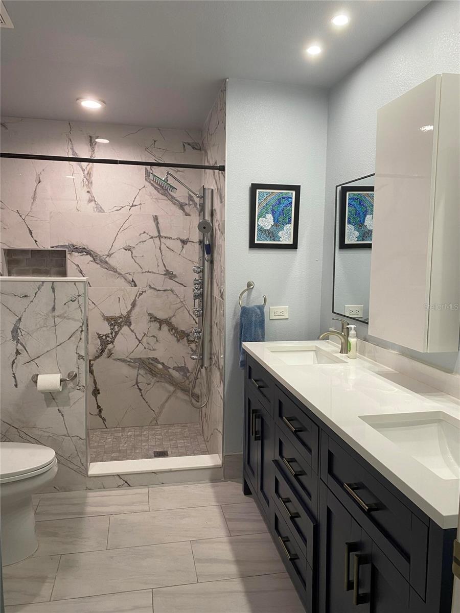 WESCOTT SQUARE - Residential